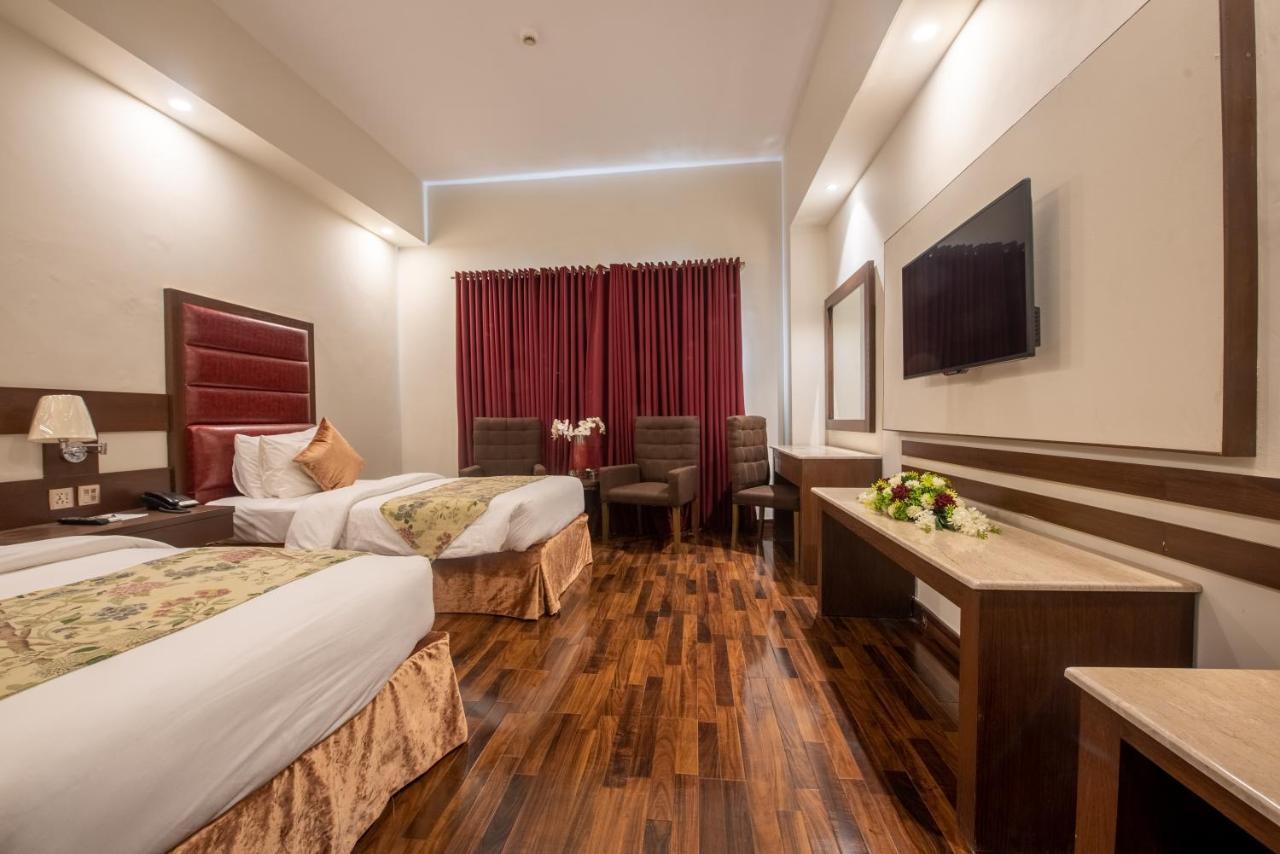 Legend Hotel Islamabad Esterno foto