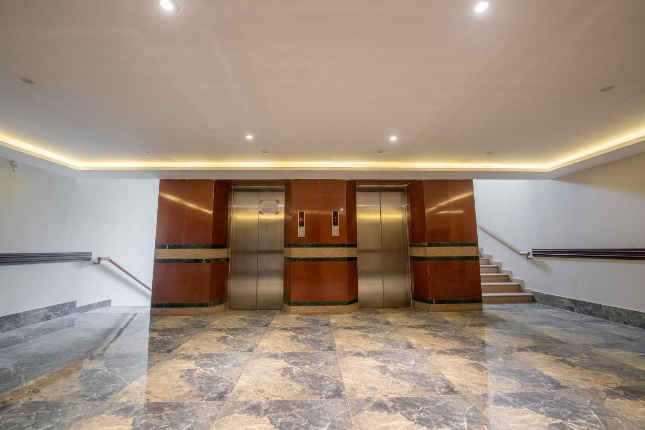 Legend Hotel Islamabad Esterno foto