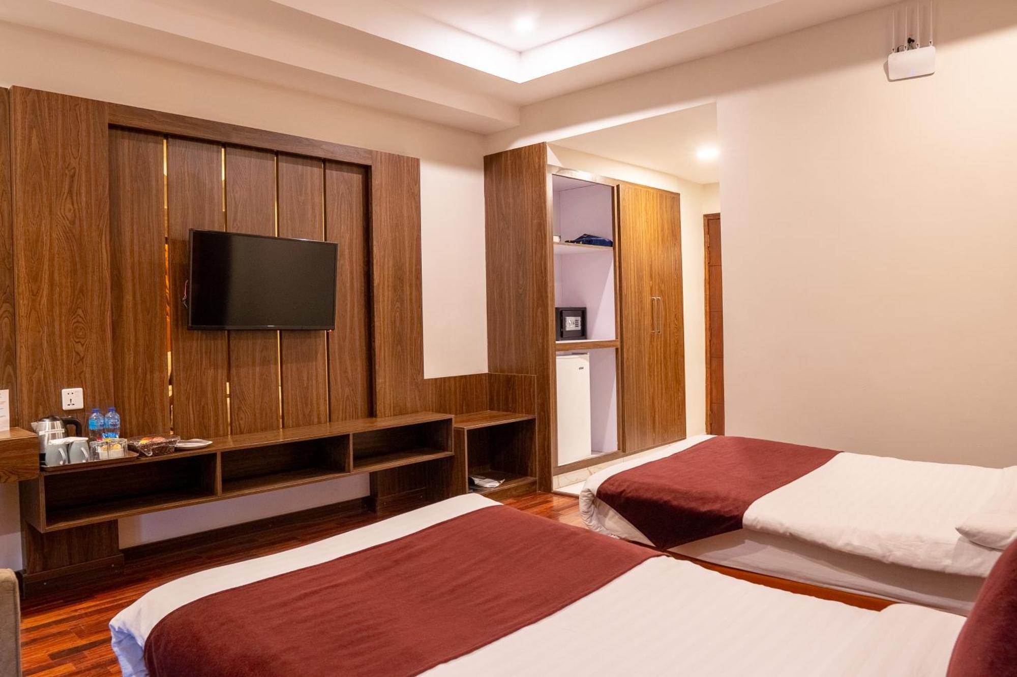 Legend Hotel Islamabad Esterno foto