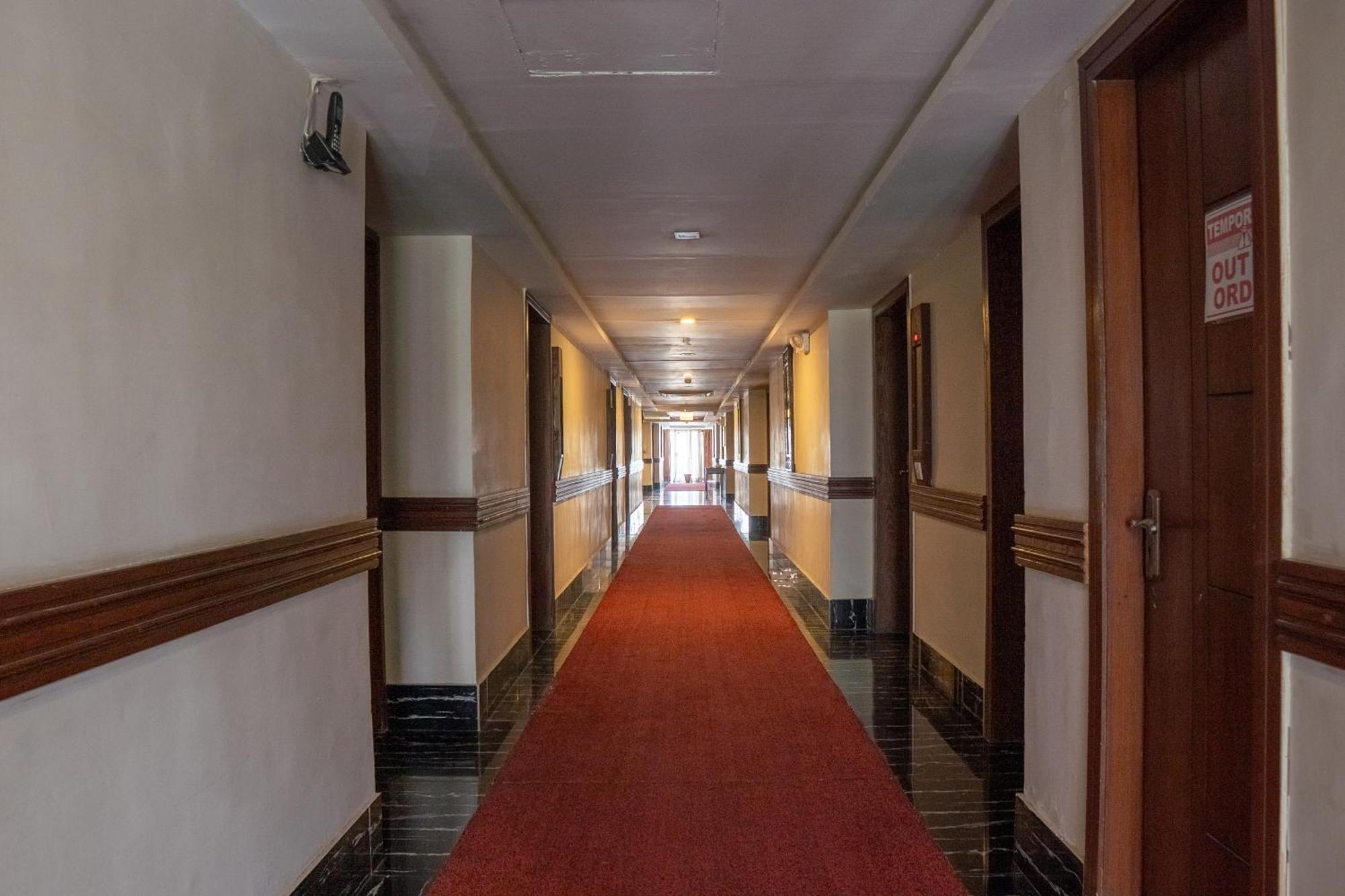 Legend Hotel Islamabad Esterno foto
